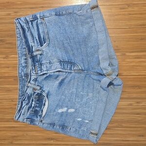NWOT Old Navy High-Rise Denim Shorts